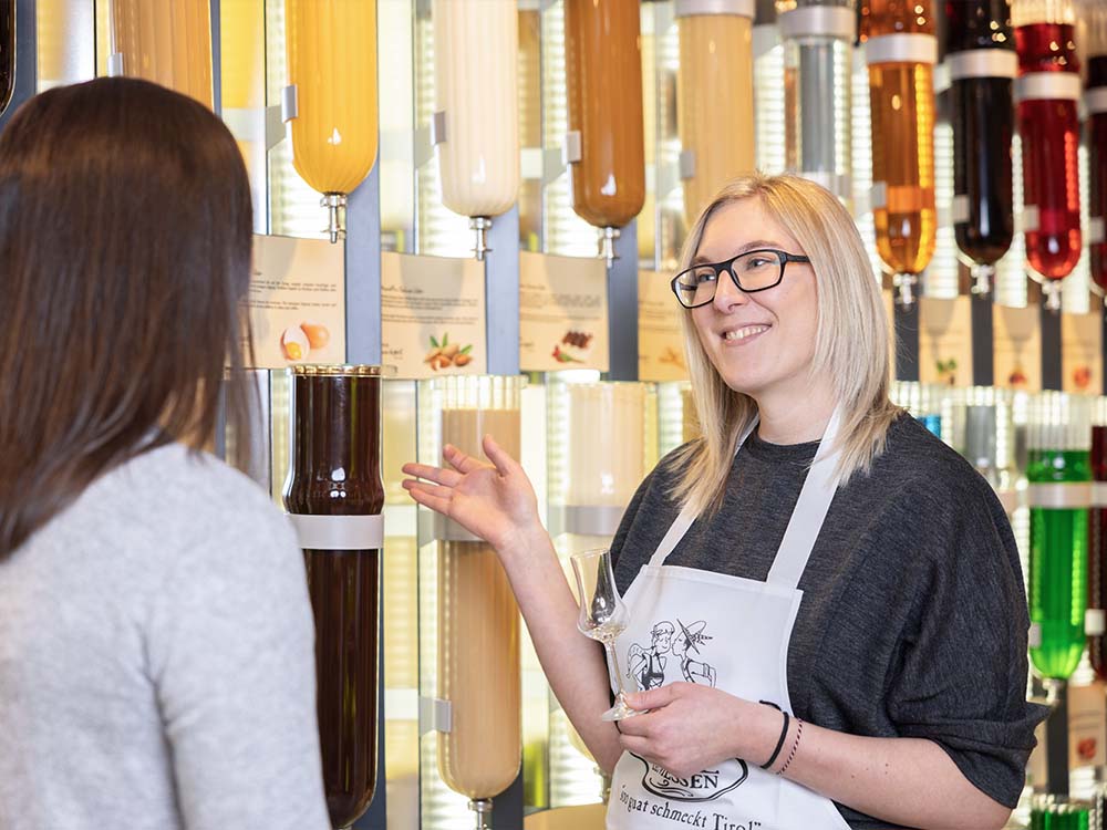Likör Verkostung in Tirol Geniessen Shop in Innsbruck