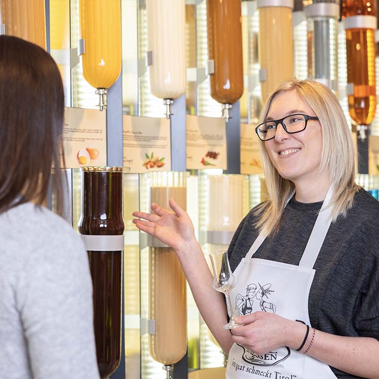 Likör Verkostung in Tirol Geniessen Shop in Innsbruck