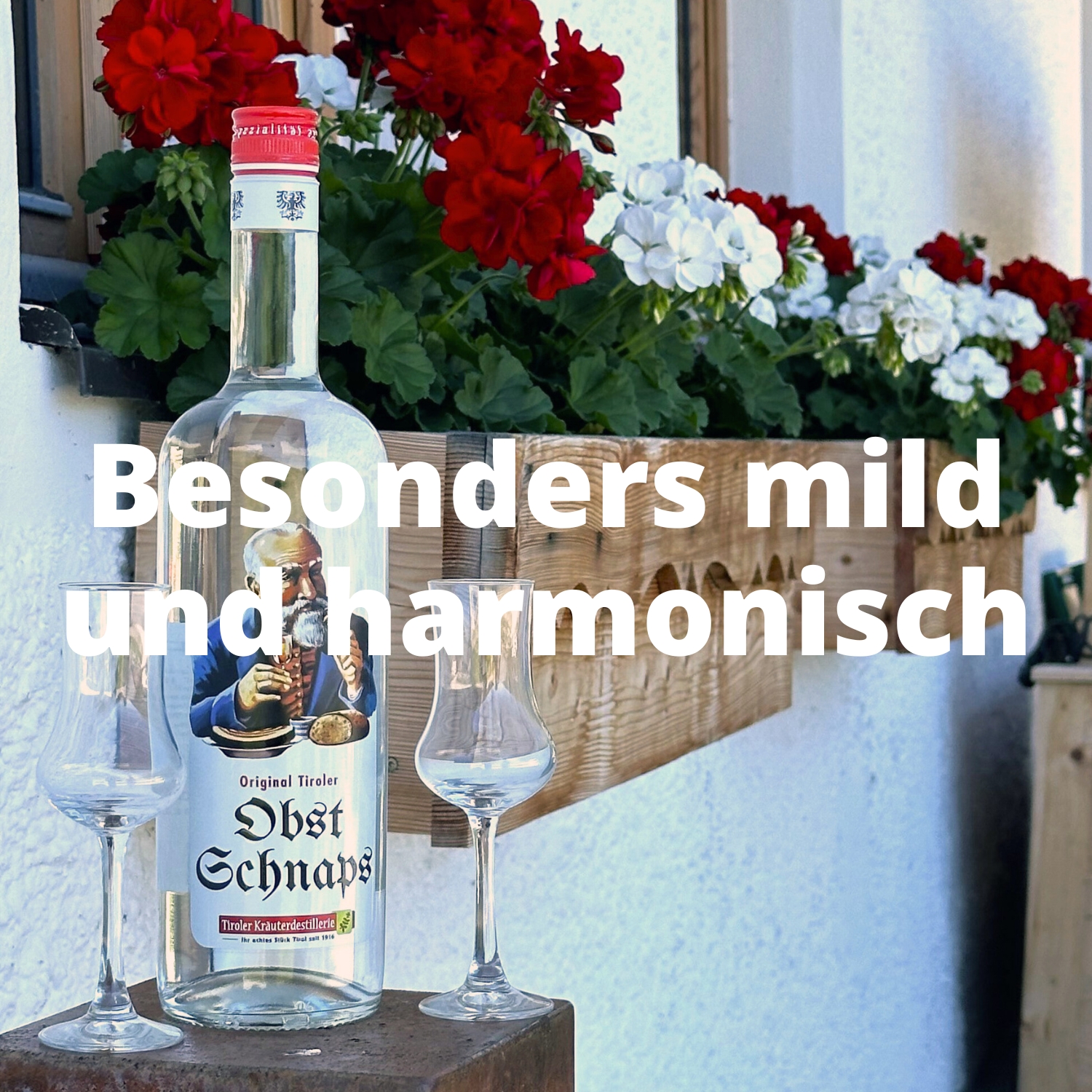 Besonders milder Obst Schnaps aus Tirol