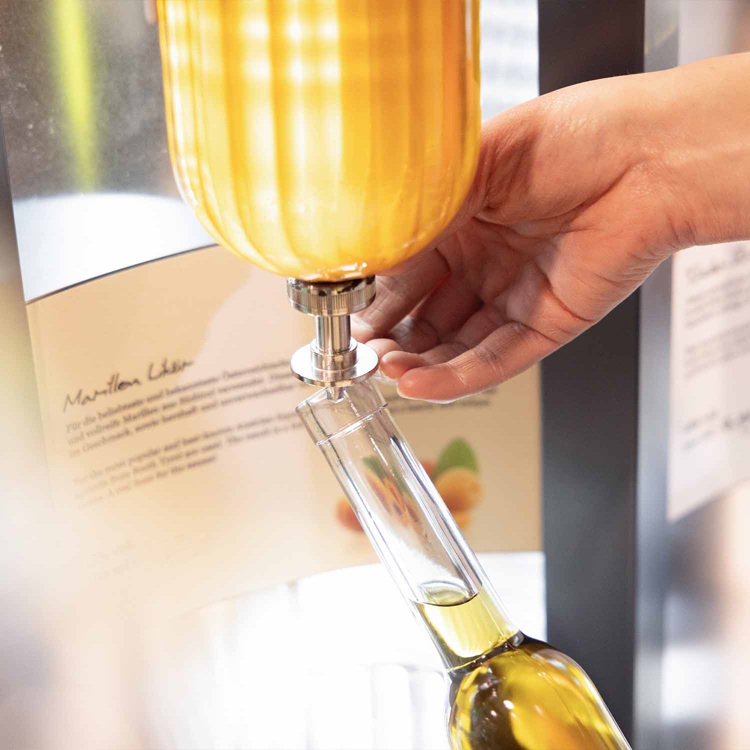 tirol-geniessen-homepage-handabfuellung