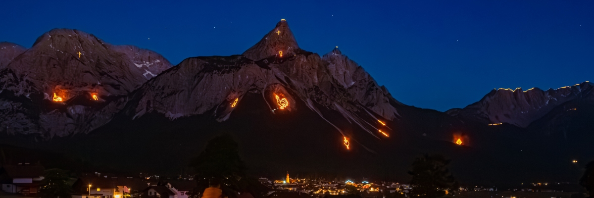 Bergfeuer Tirol 3