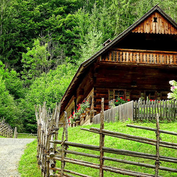 Tiroler Alm-Zäune