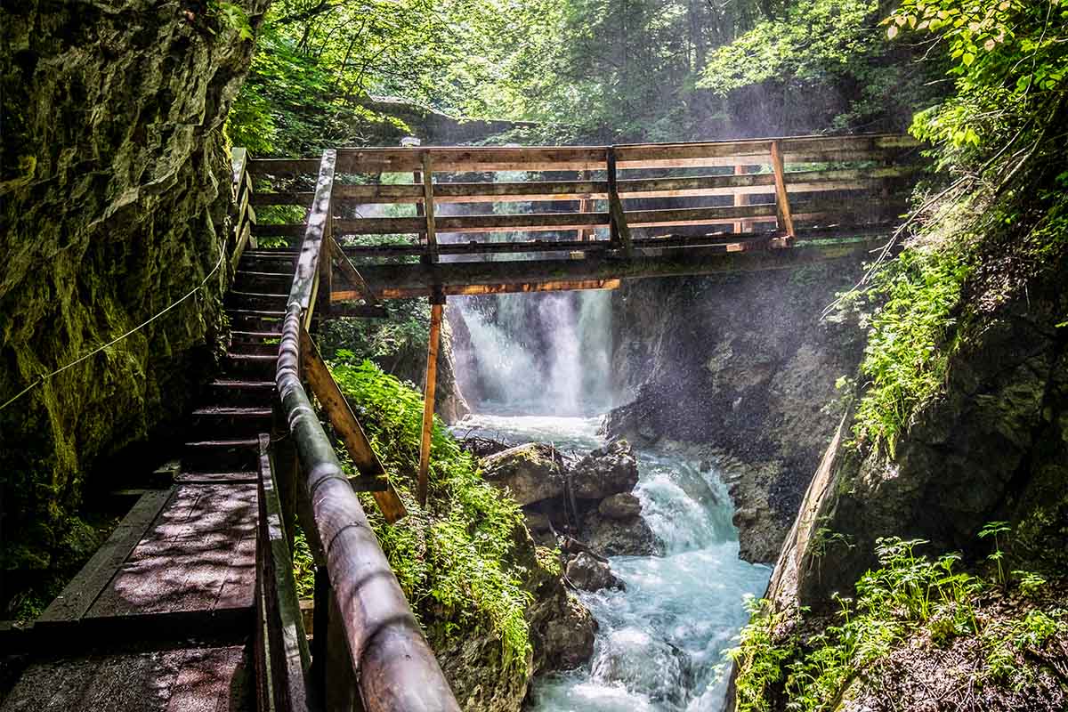 wasserfall-wolfsklamm-stans
